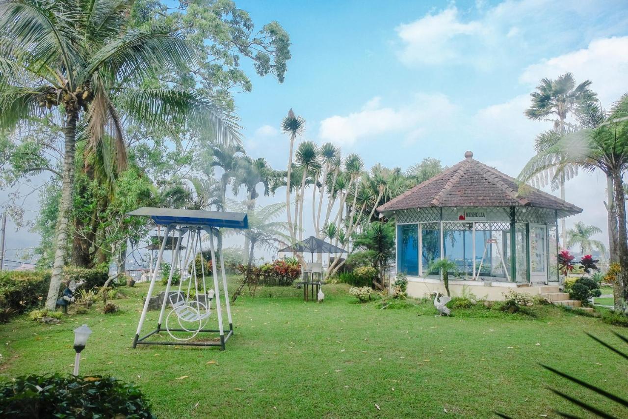 Oyo 803 Toetie Hotel Batu (East Java) Exterior foto
